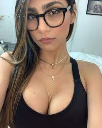 Download Mia Khalifa Loves Cum Loud SEX VIDEO 720p FilmyZilla 450MB